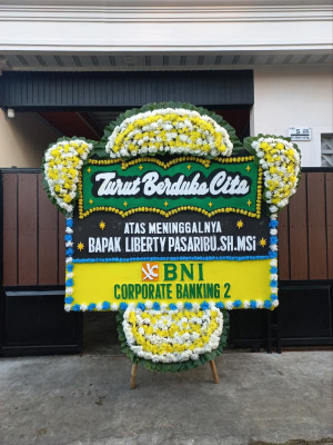 Papan Bunga Duka di Babalan
